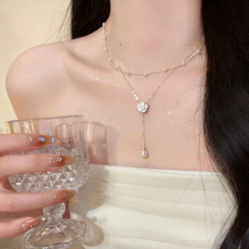 Layered Pendant Necklace Aesthetic - Colar com Pingente de Flor Camélia