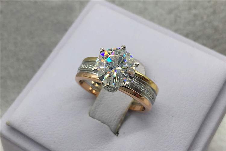 Personalizado sólido 18k au750 - Moissanite Engagement Ring 1 Carat avaliação e preço
