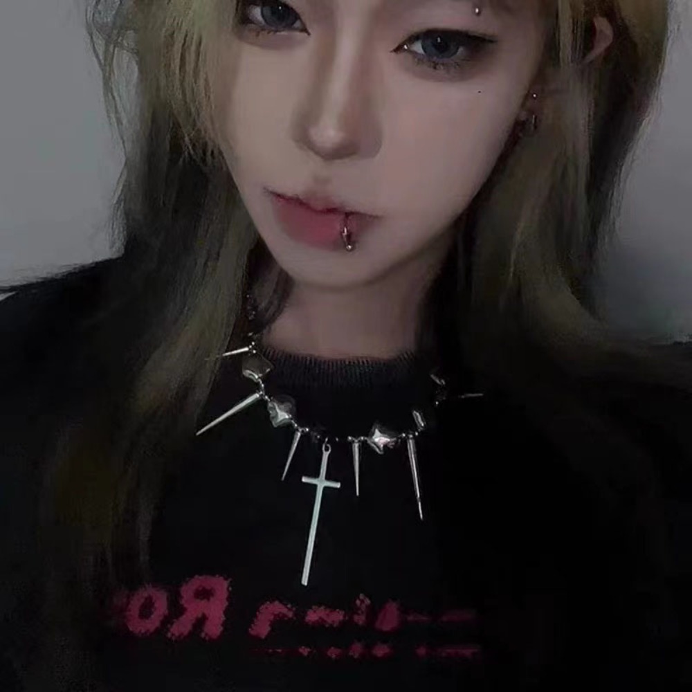 Colar Choker Y2K Subcultura co - Goth Punk Spike Choker avaliação e preço